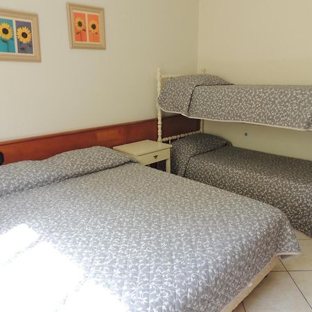 Residencial Kelly Cristina Apartment Bombinhas Luaran gambar
