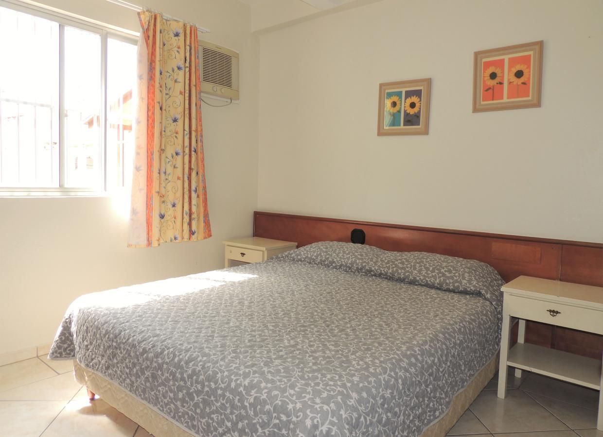 Residencial Kelly Cristina Apartment Bombinhas Luaran gambar
